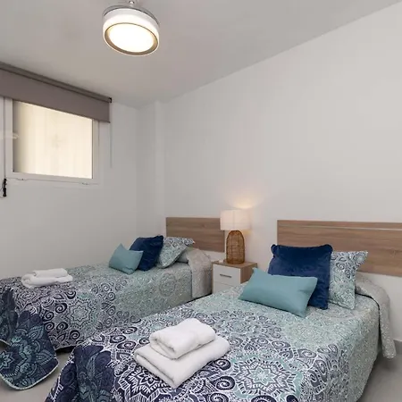 Santa Amalia 1 - Three Bed Lägenhet