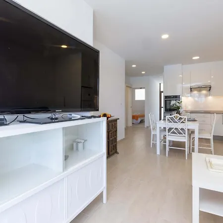 Santa Amalia 1 - Three Bed * Los Cristianos